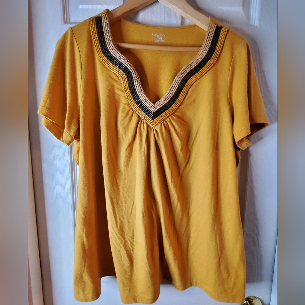 Gently Worn St. John's Bay 1X Yellow Short Sleeve Top W/Beaded Neckline Cotton